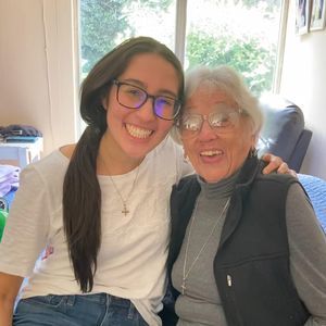 Meet your Posher, Ana